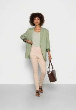 Opus - shop -Opus - shop d4928da2268c4fa7a052953f1f3ad5f6